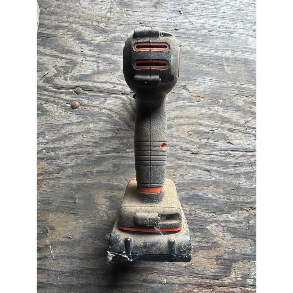 Black+Decker 20V MAX Cordless Drill Driver w/ 1.5Ah Lithium Battery Works - Picture 5 of 6